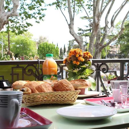Chez Marie Louise Apartment เปเซอนา ภายนอก รูปภาพ